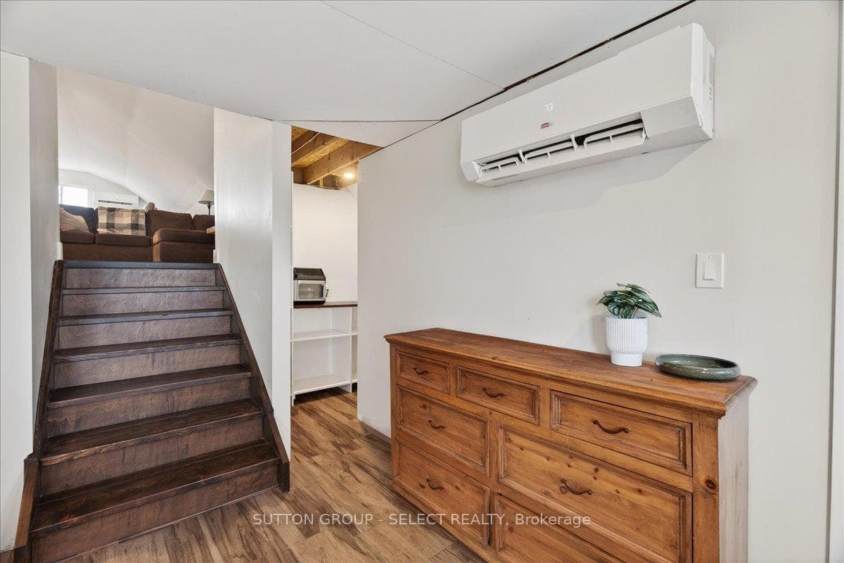 451 Colonel Talbot Road photo 10