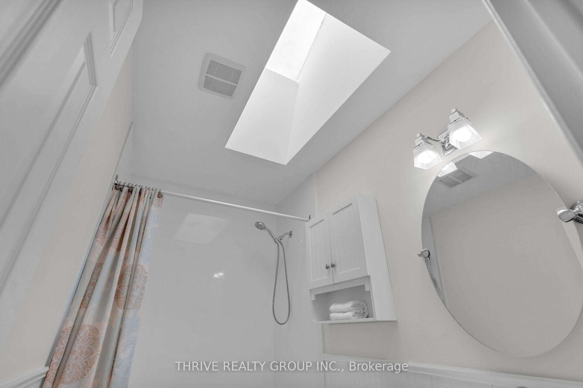 39 Dundee Court photo 23