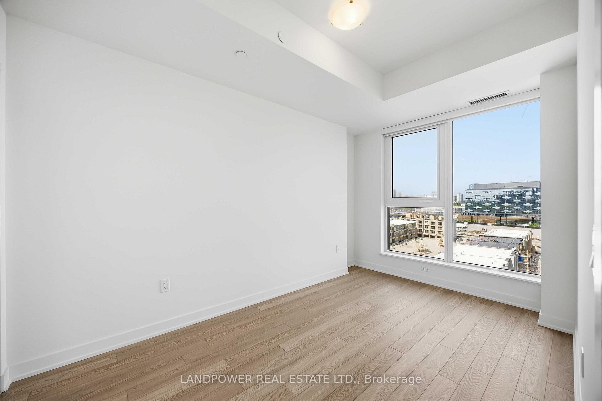 5 Quarrington Lane Unit 806 photo 24
