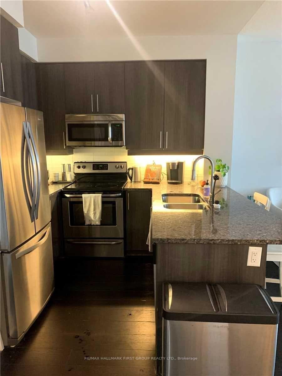 1185 The Queensway Avenue Unit 312 photo 9