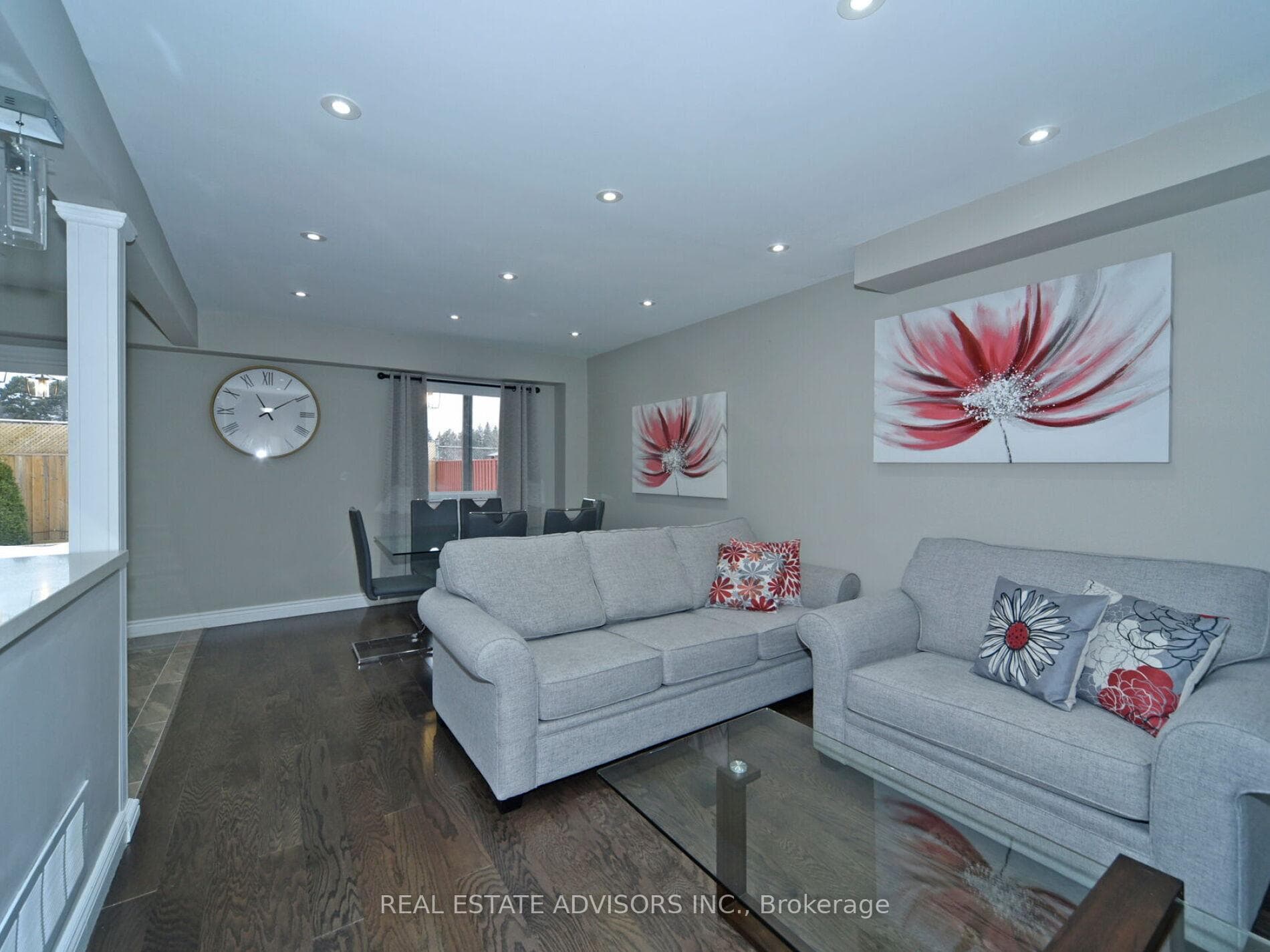 22 Caronia Square photo 7