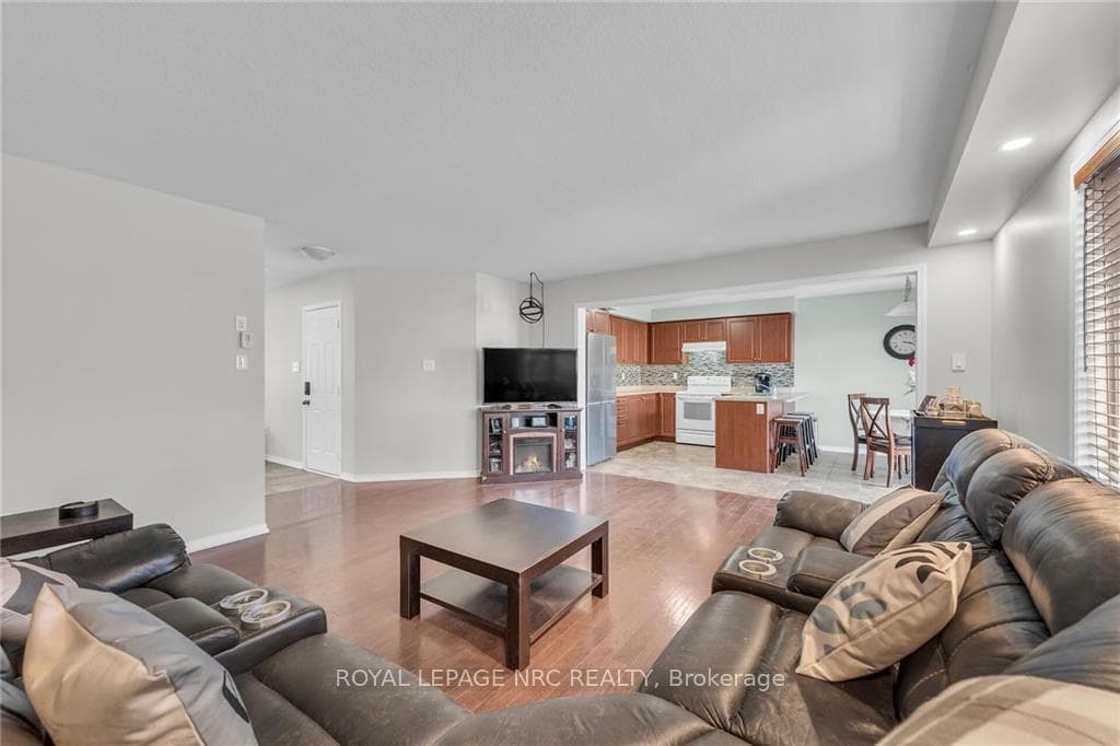 19 Powell Drive photo 11