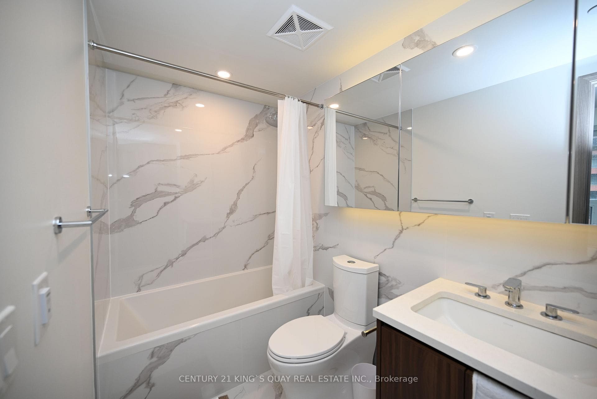 3 Concord Cityplace Way Unit 1021 photo 19