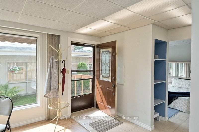 69 Beatrice Street Unit A photo 2