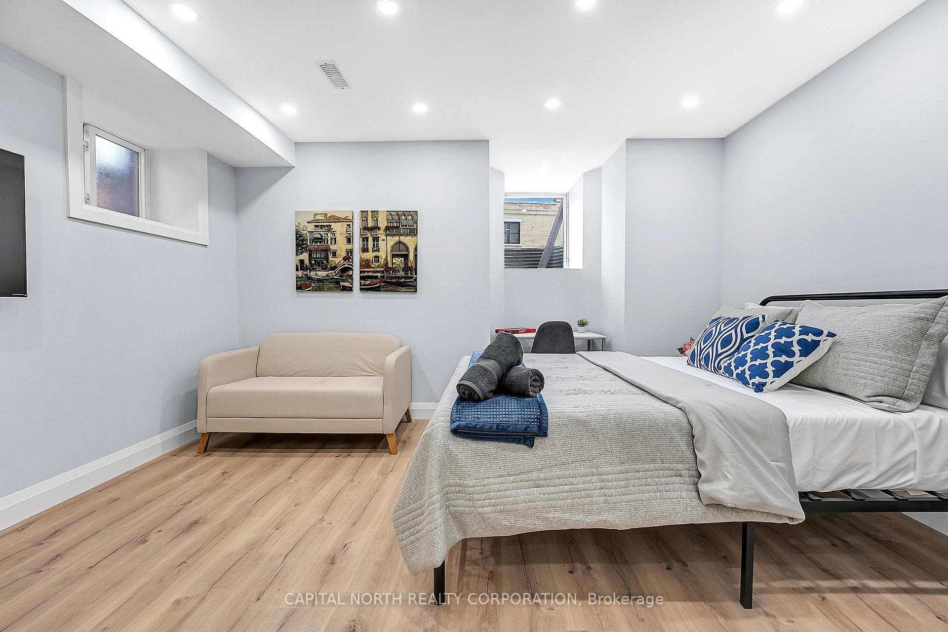 556 King Street Unit 3 photo 13