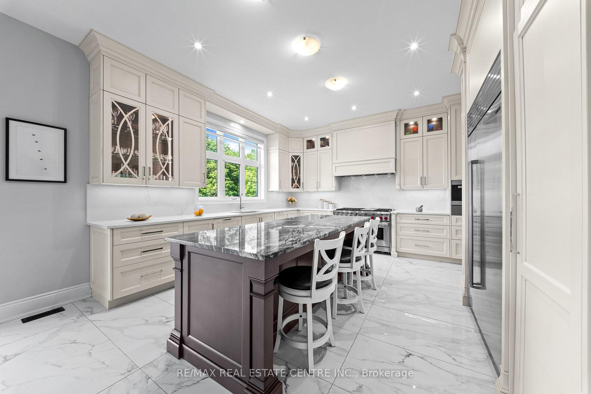 70 Appleyard Avenue photo 16