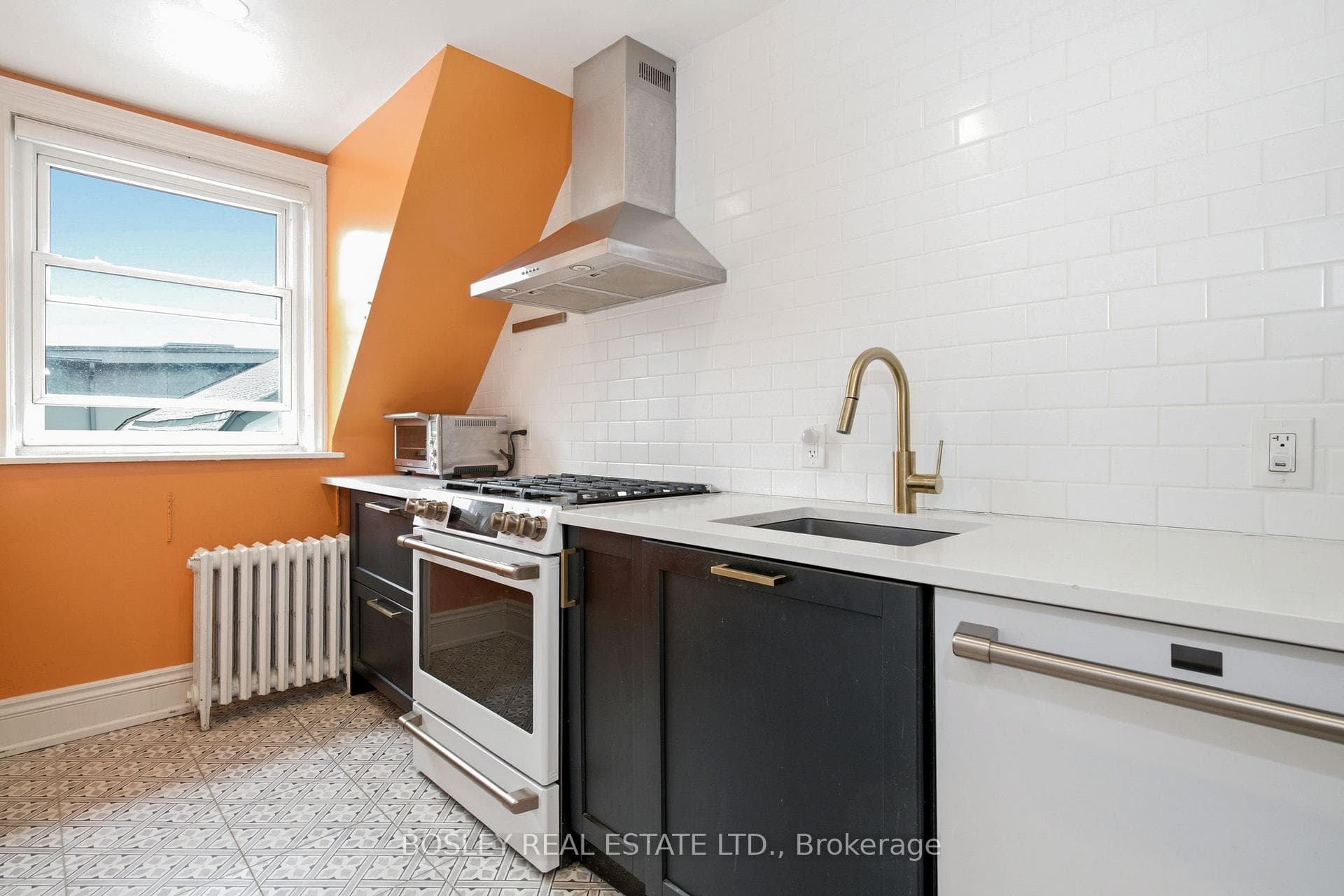 178 High Park Avenue Unit Upper photo 9