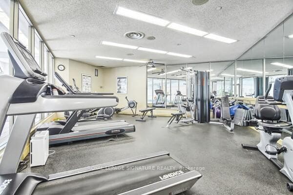 20 Guildwood Parkway Unit 1402 photo 23