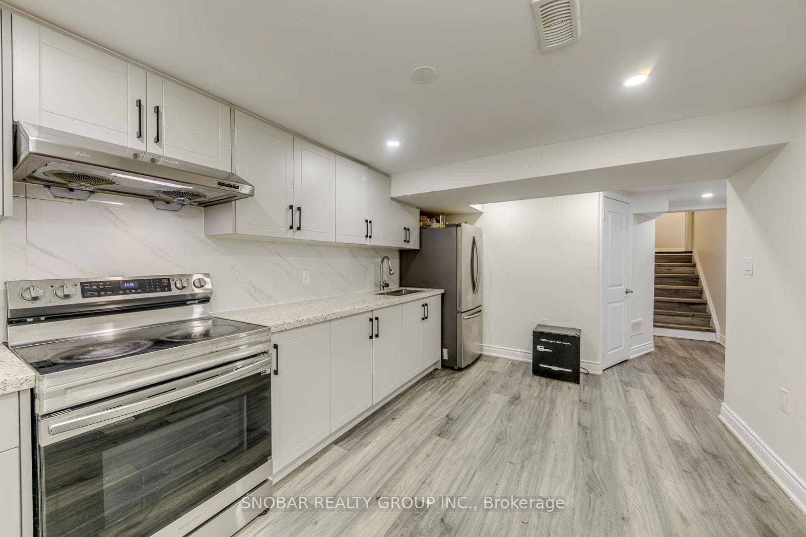 163 Gracedale Boulevard photo 19