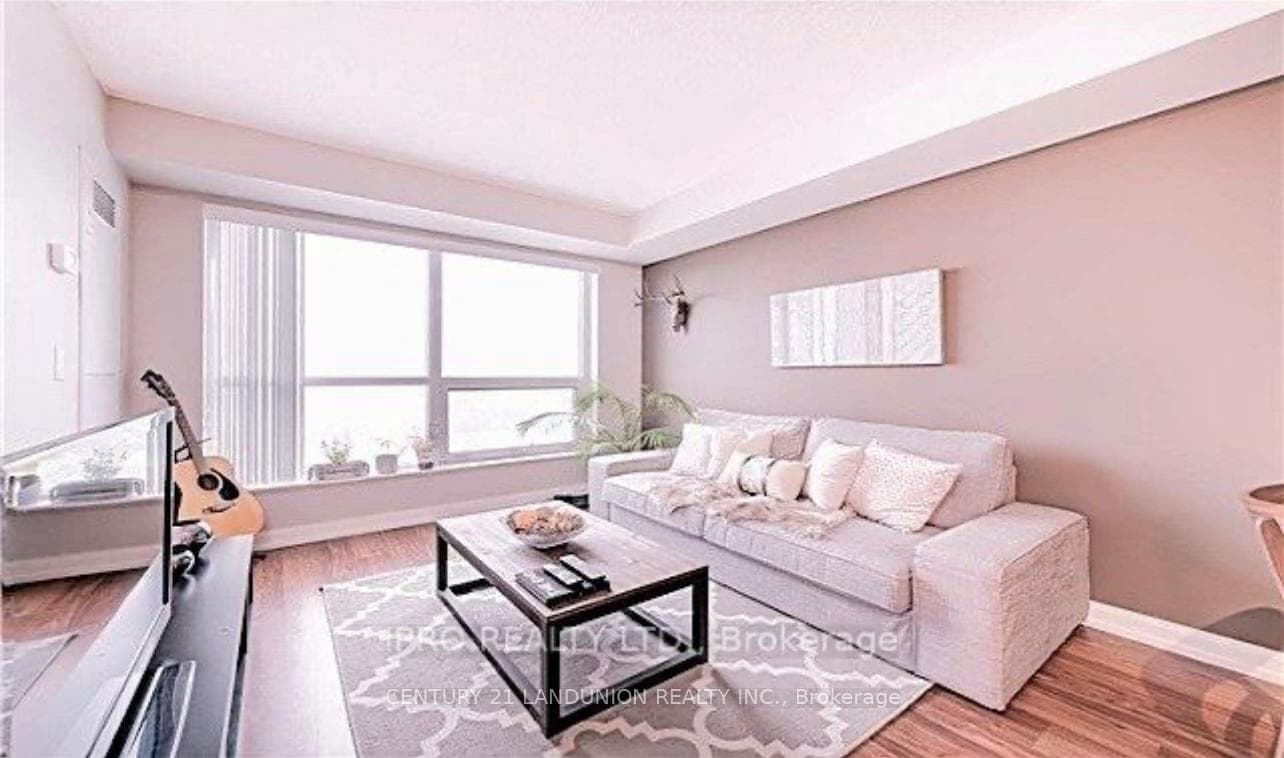 151 Village Green Square Unit 2309 photo 5