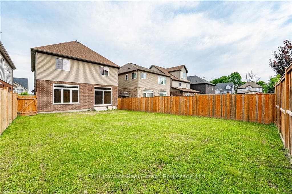 113 DRENTERS Court photo 38