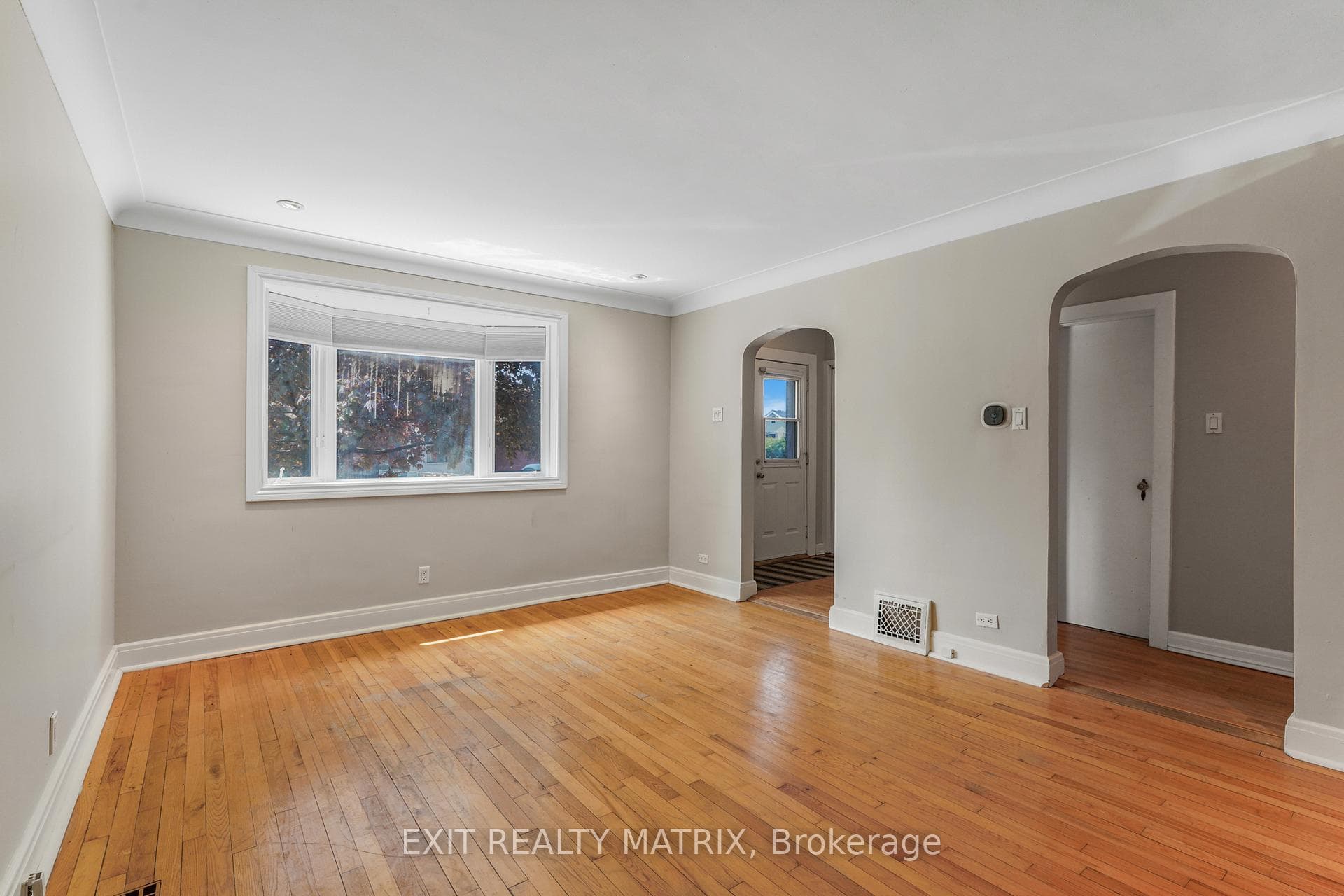 261 Montfort Street photo 7