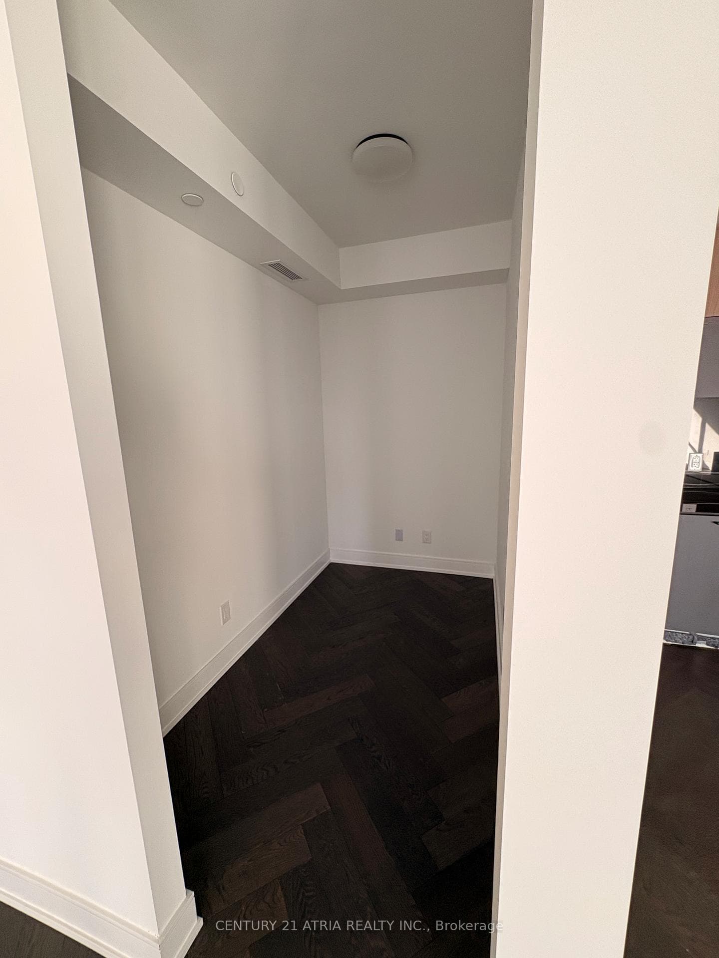 8888 Yonge Street Unit 1005 photo 11