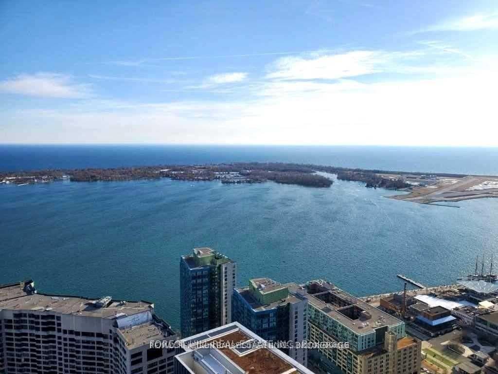 88 Harbour Street Unit 6507 photo 2