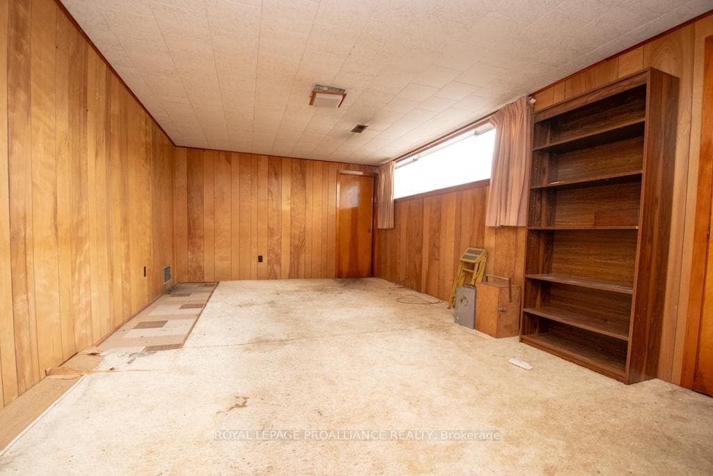 1216 Algonquin Boulevard photo 21