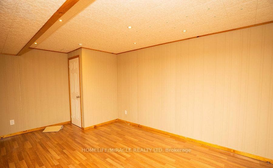 27 Killaloe Crescent photo 46