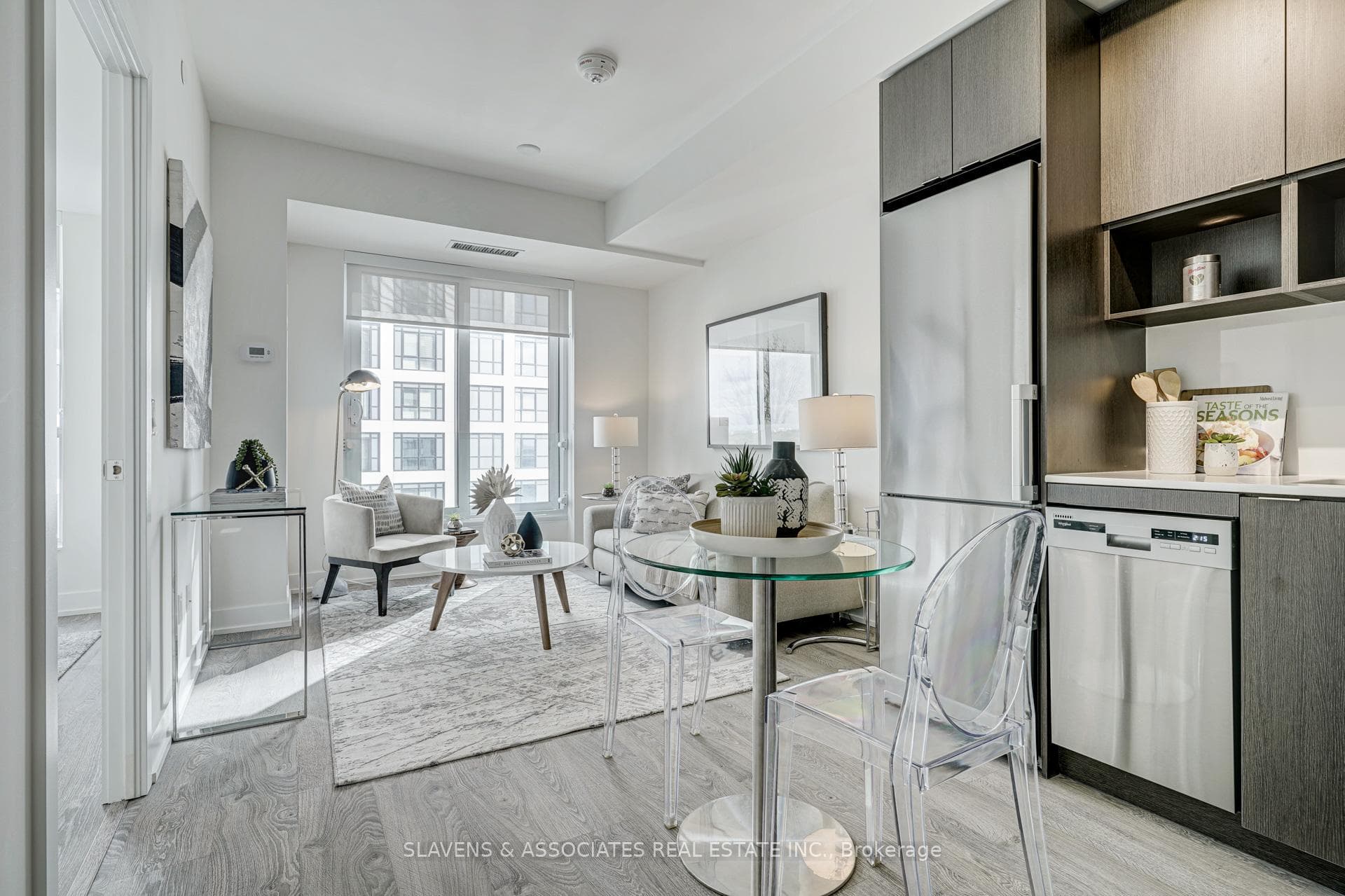 9 Mabelle Avenue Unit 2921 photo 7