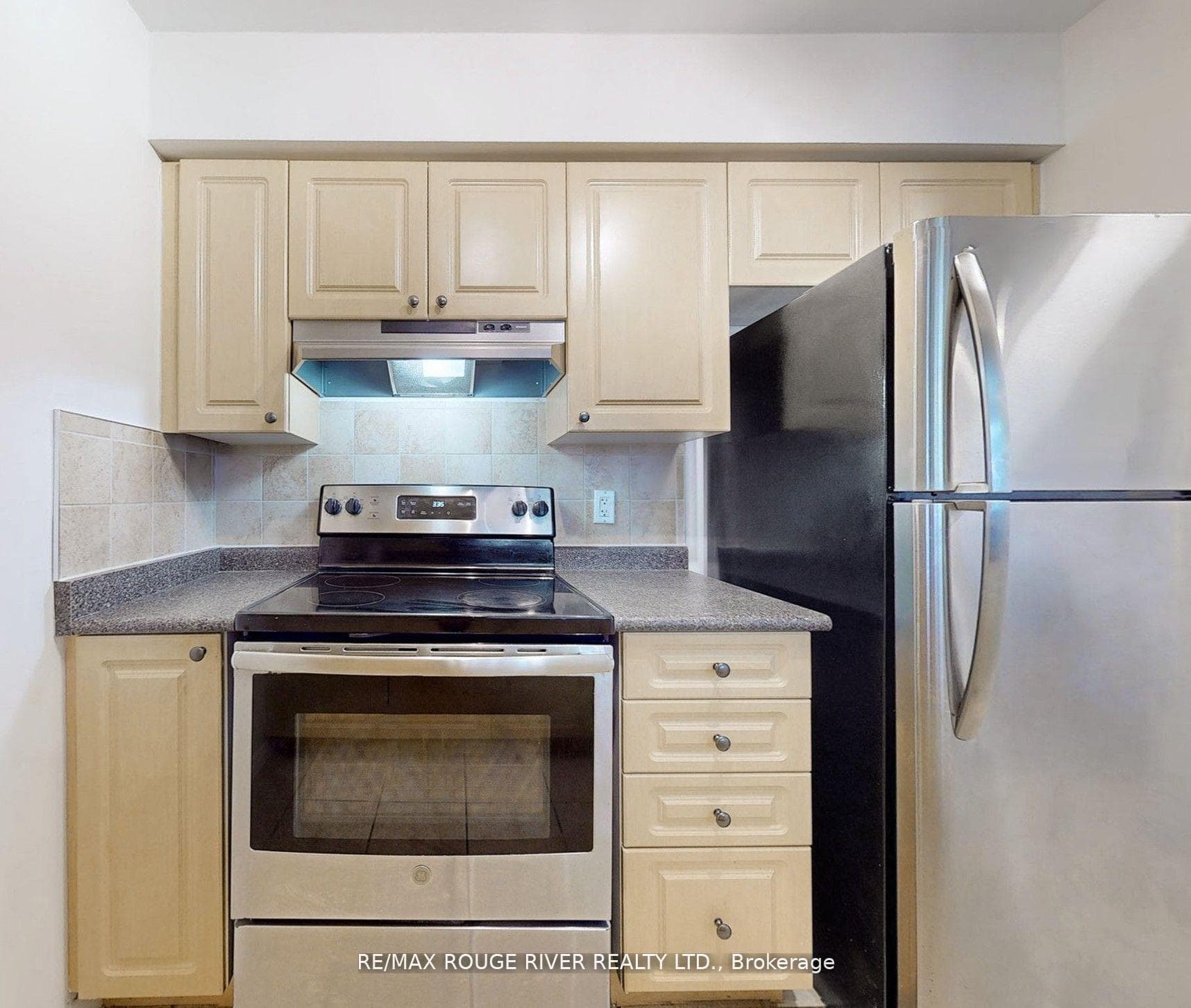 1200 The Esplanade N/A Unit 717 photo 15