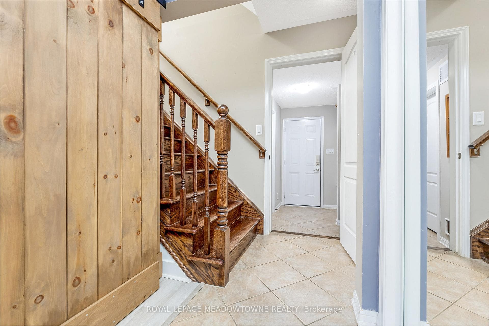 618 Gervais Terrace photo 10