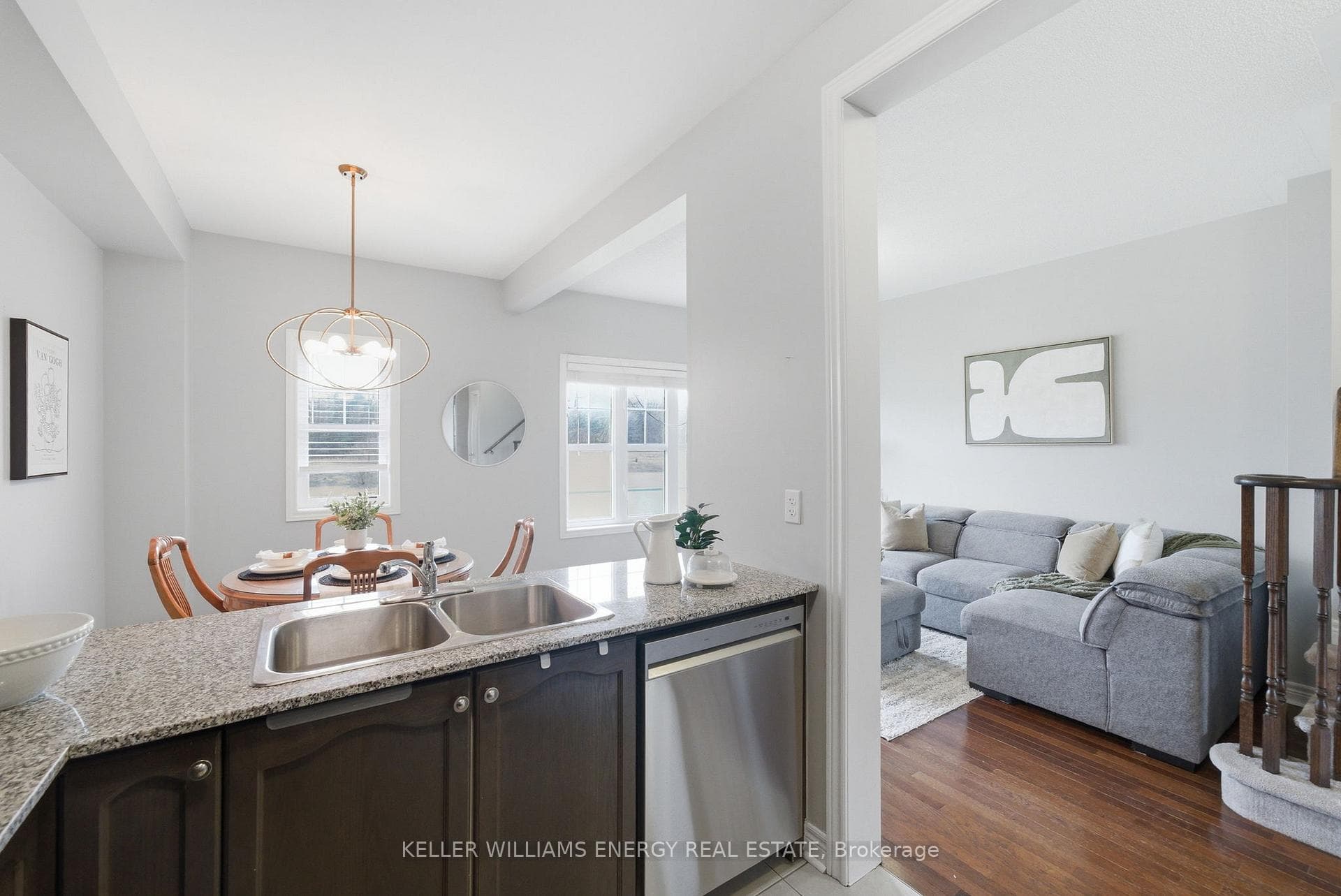 1771 Carousel Drive photo 9