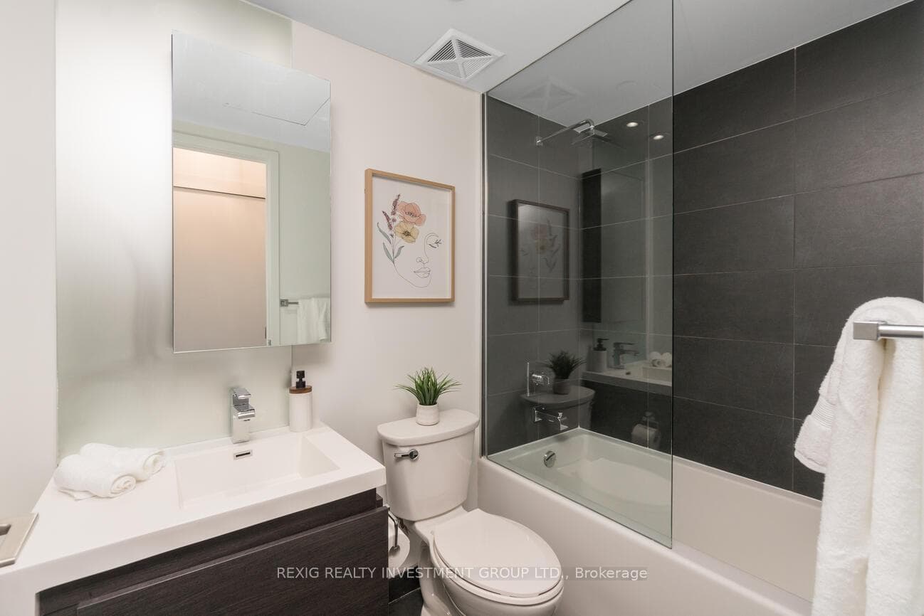 1030 King Street Unit 1108 photo 20