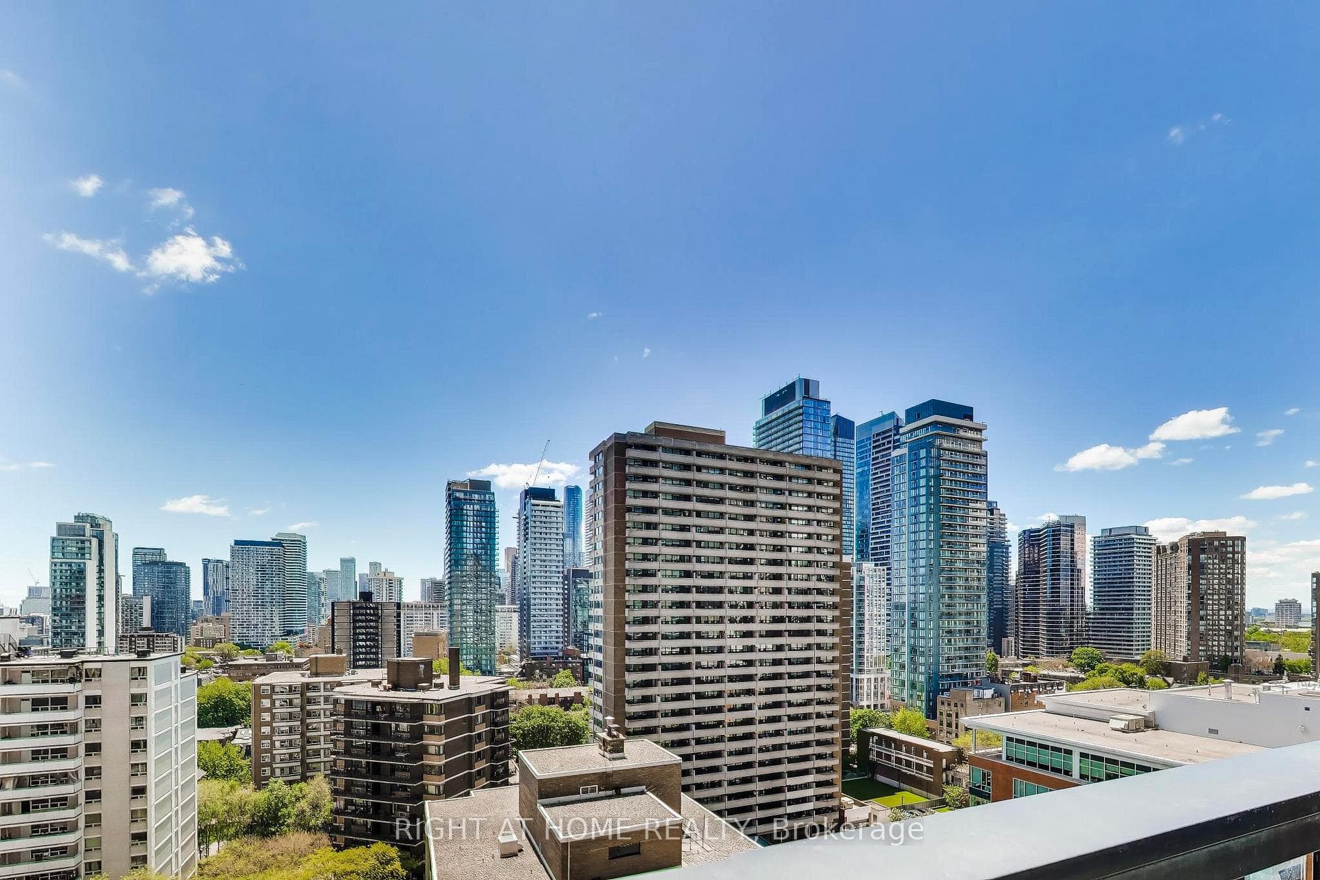 55 Charles Street Unit 1406 photo 32