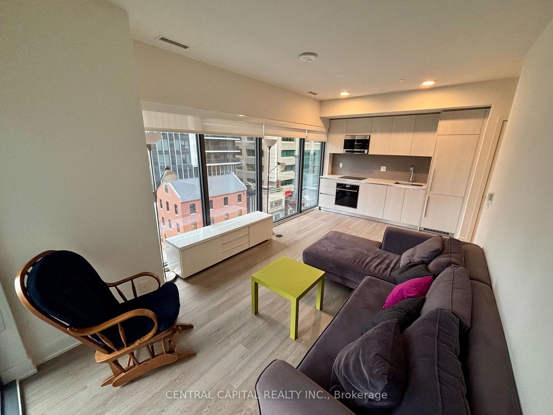 8 Cumberland Street Unit 606 photo 1
