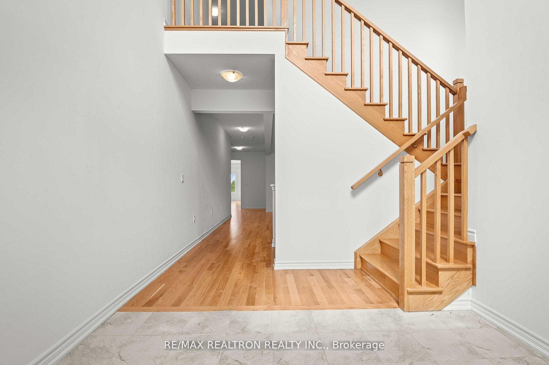 434 Vandusen Avenue photo 3