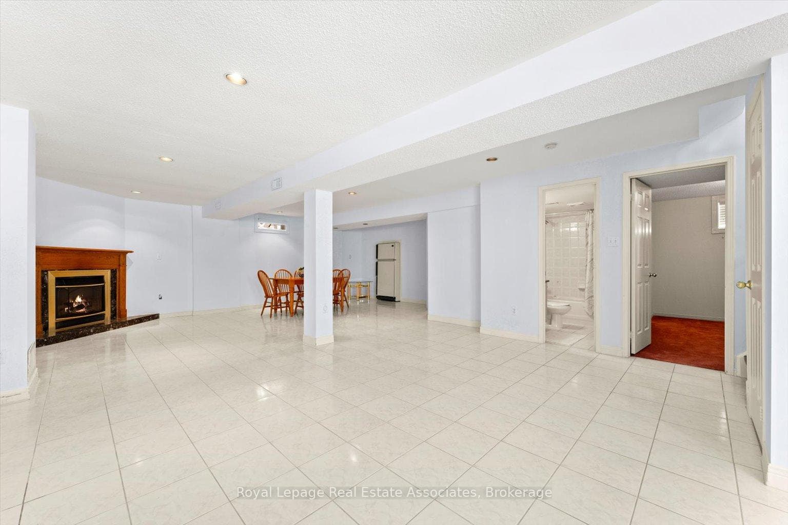 65 Summerfield Crescent photo 24