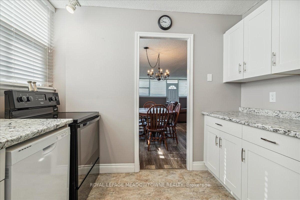 215 Glenridge Avenue Unit 708 photo 20
