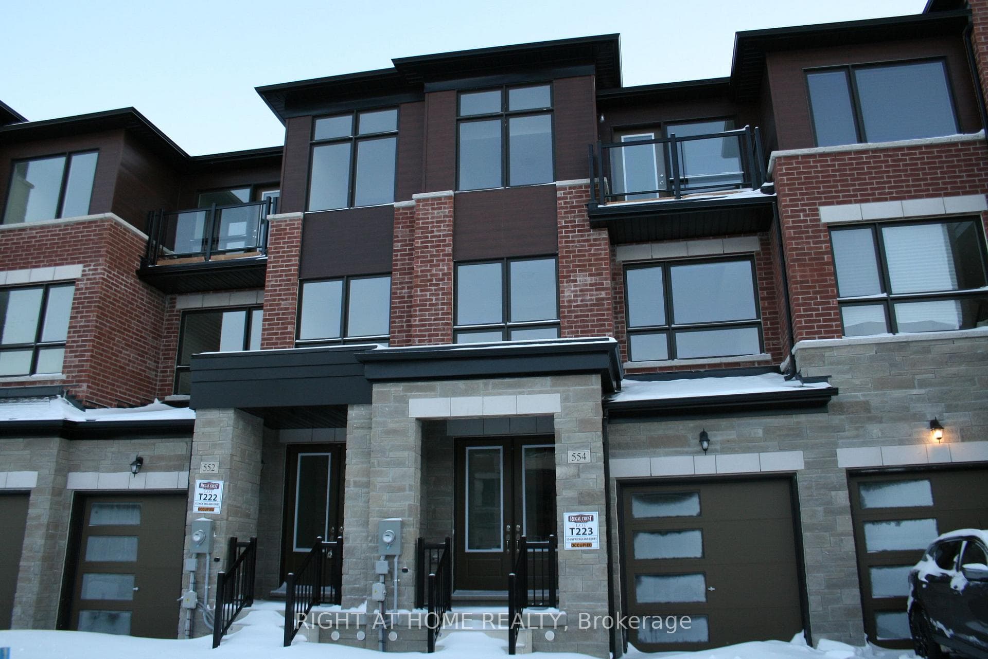 554 New England Court photo 1