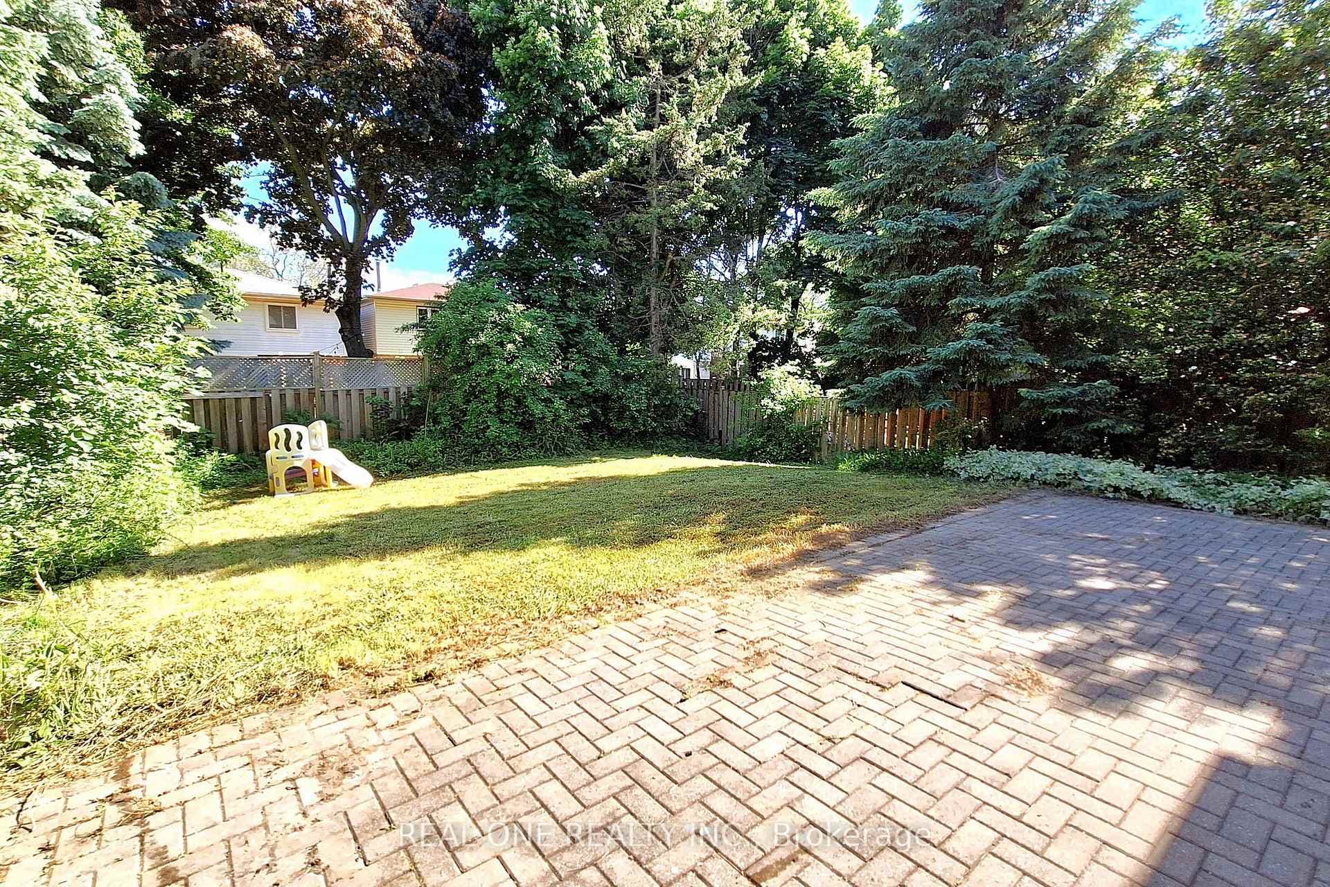 86 Breckonwood Crescent photo 35