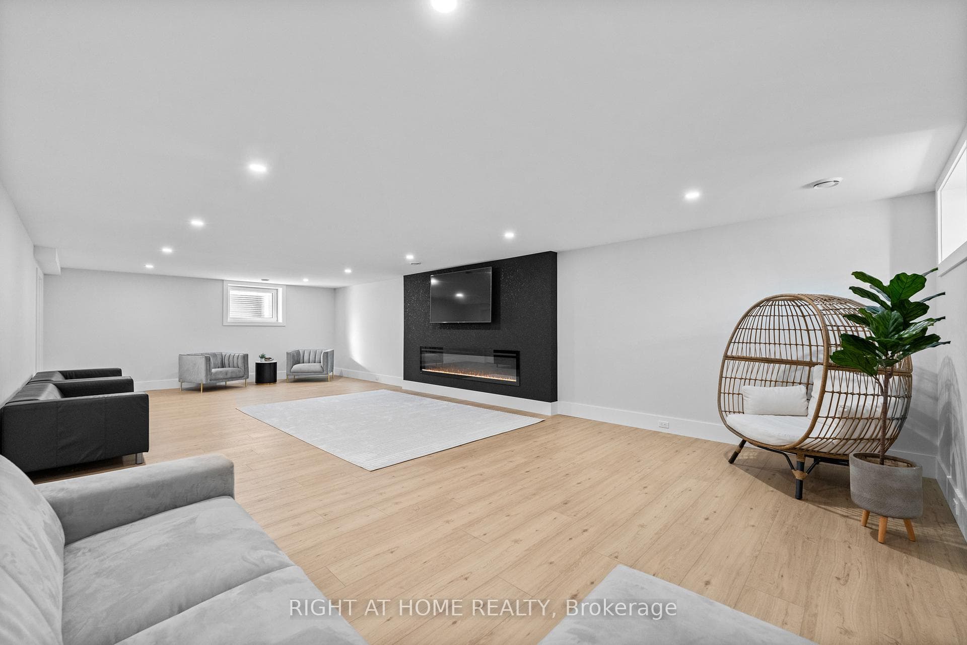 102 Millpond Road photo 29