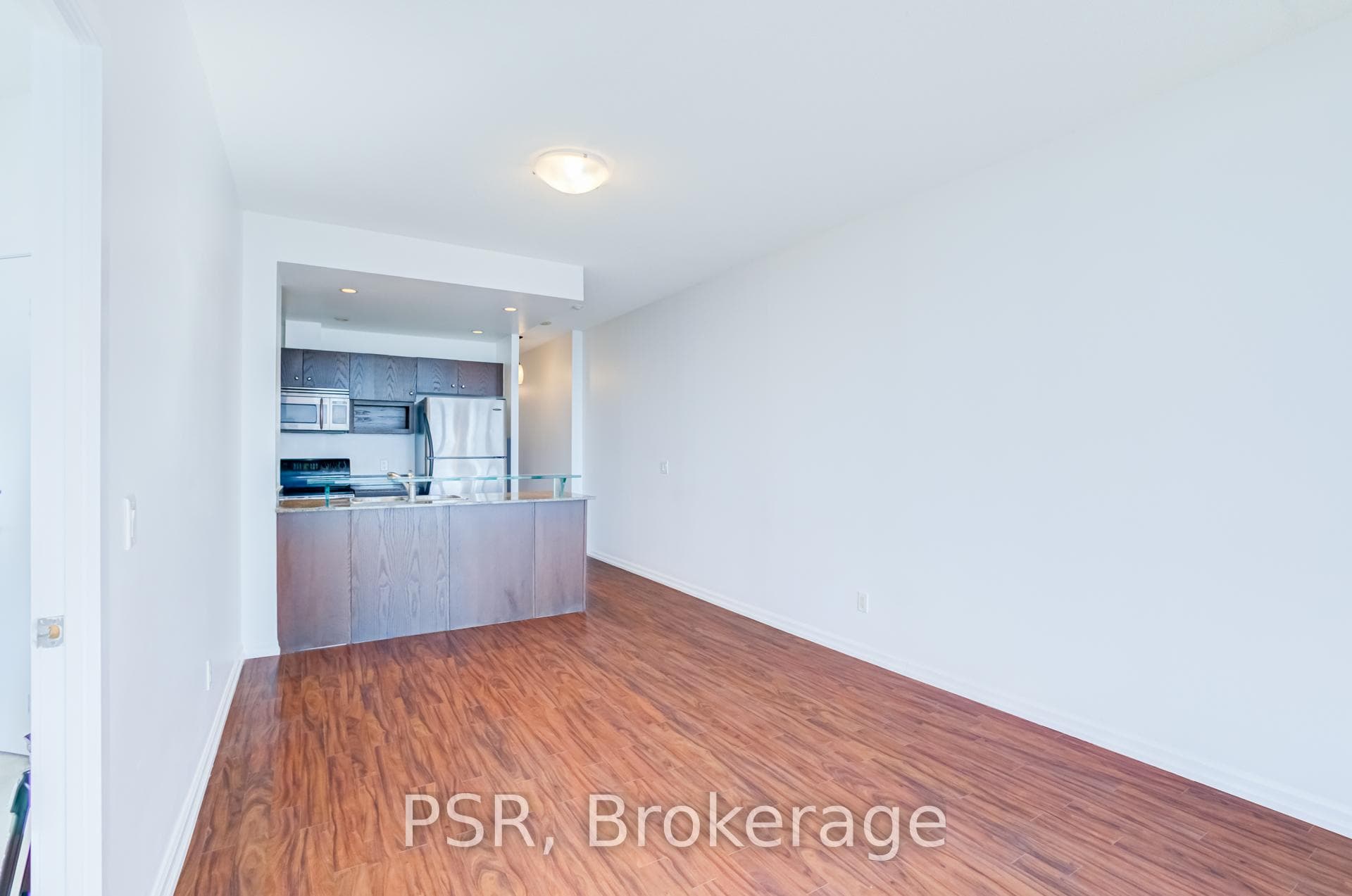 218 Queens Quay Unit 1506 photo 1