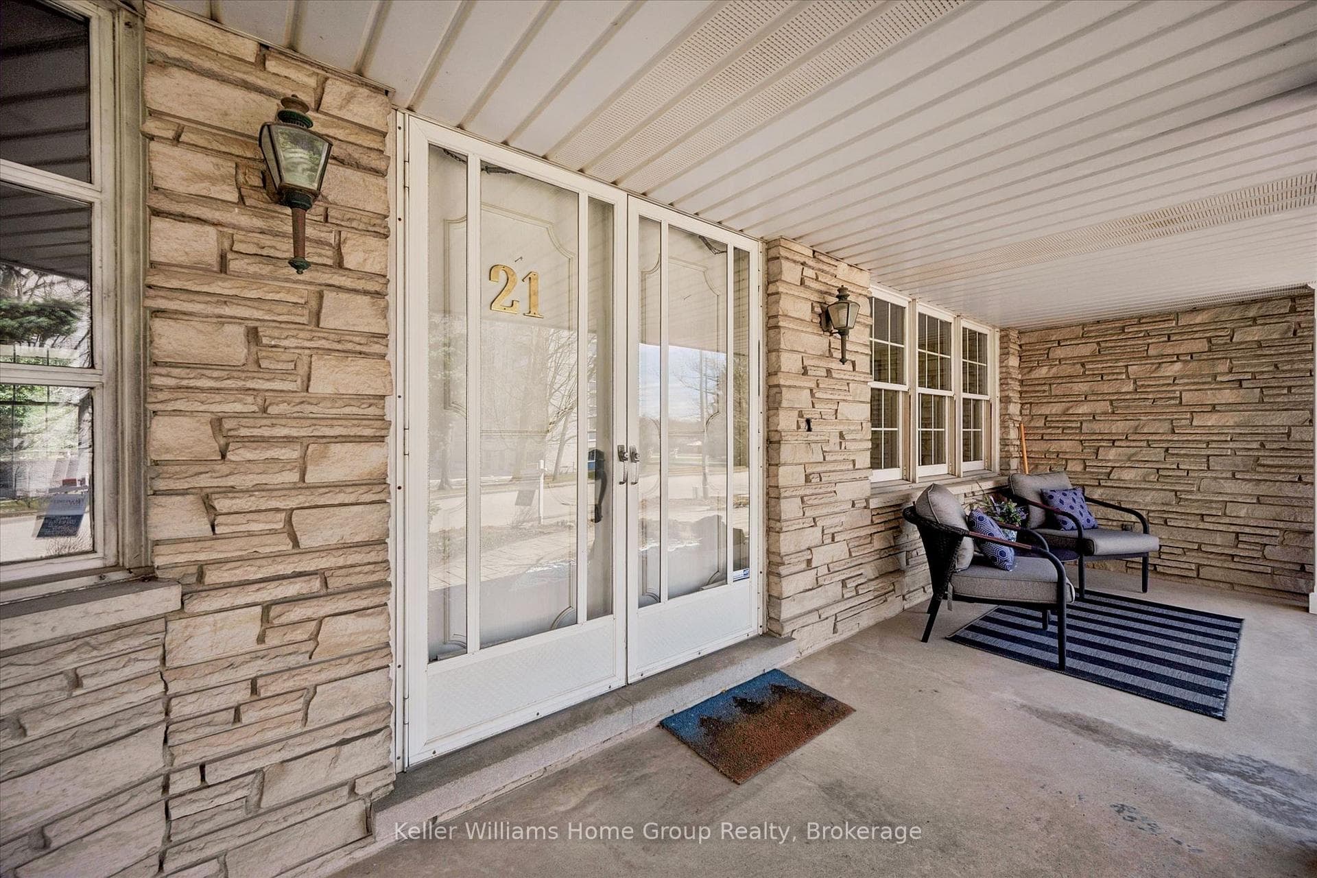 21 Honey Crescent photo 5