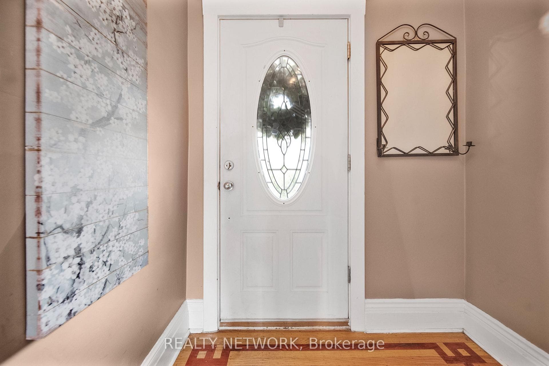 93 Somerset Avenue photo 5