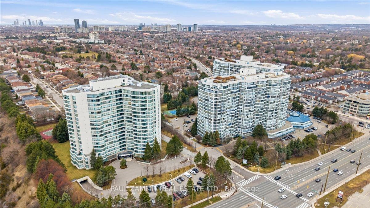 7250 Yonge Street Unit 911 photo 28