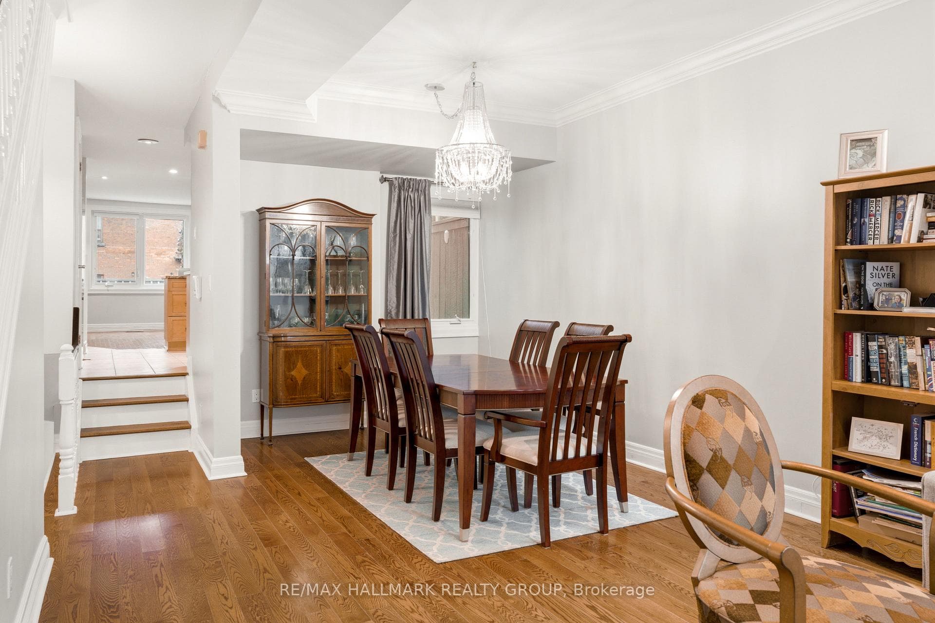 417 Daly Avenue photo 7