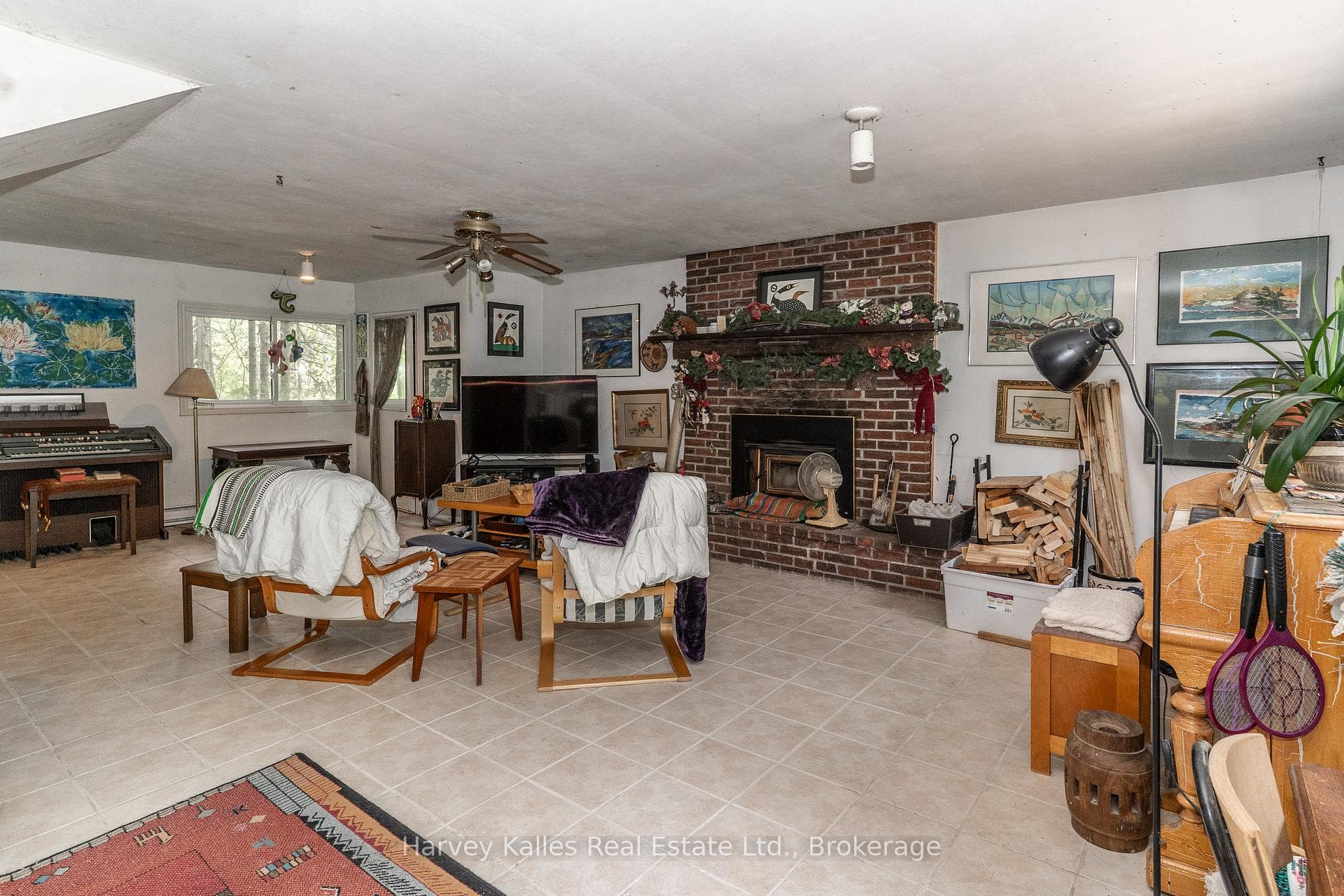 1099 Peterson Road photo 18