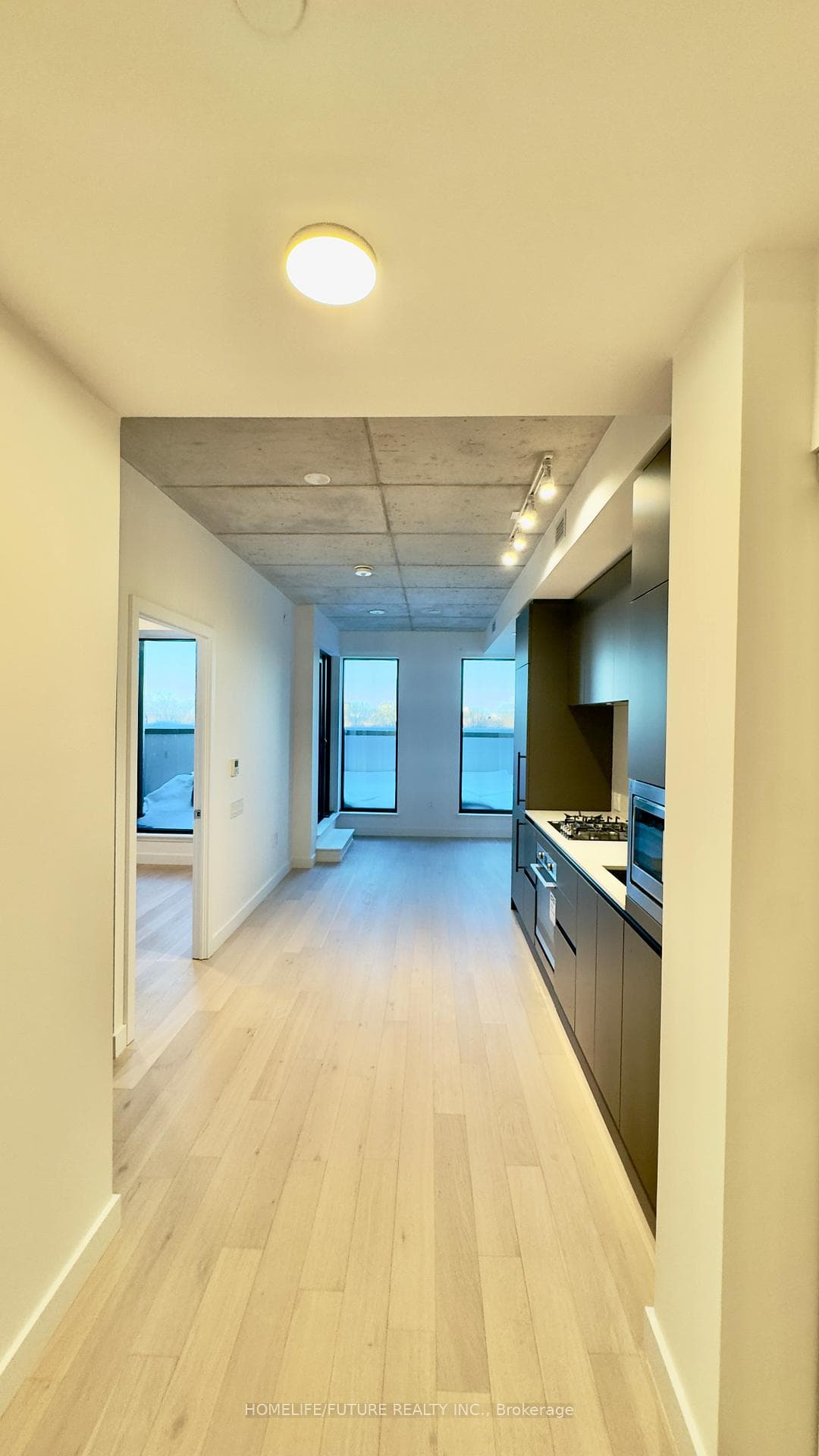 1720 Bayview Avenue Unit 501 photo 11