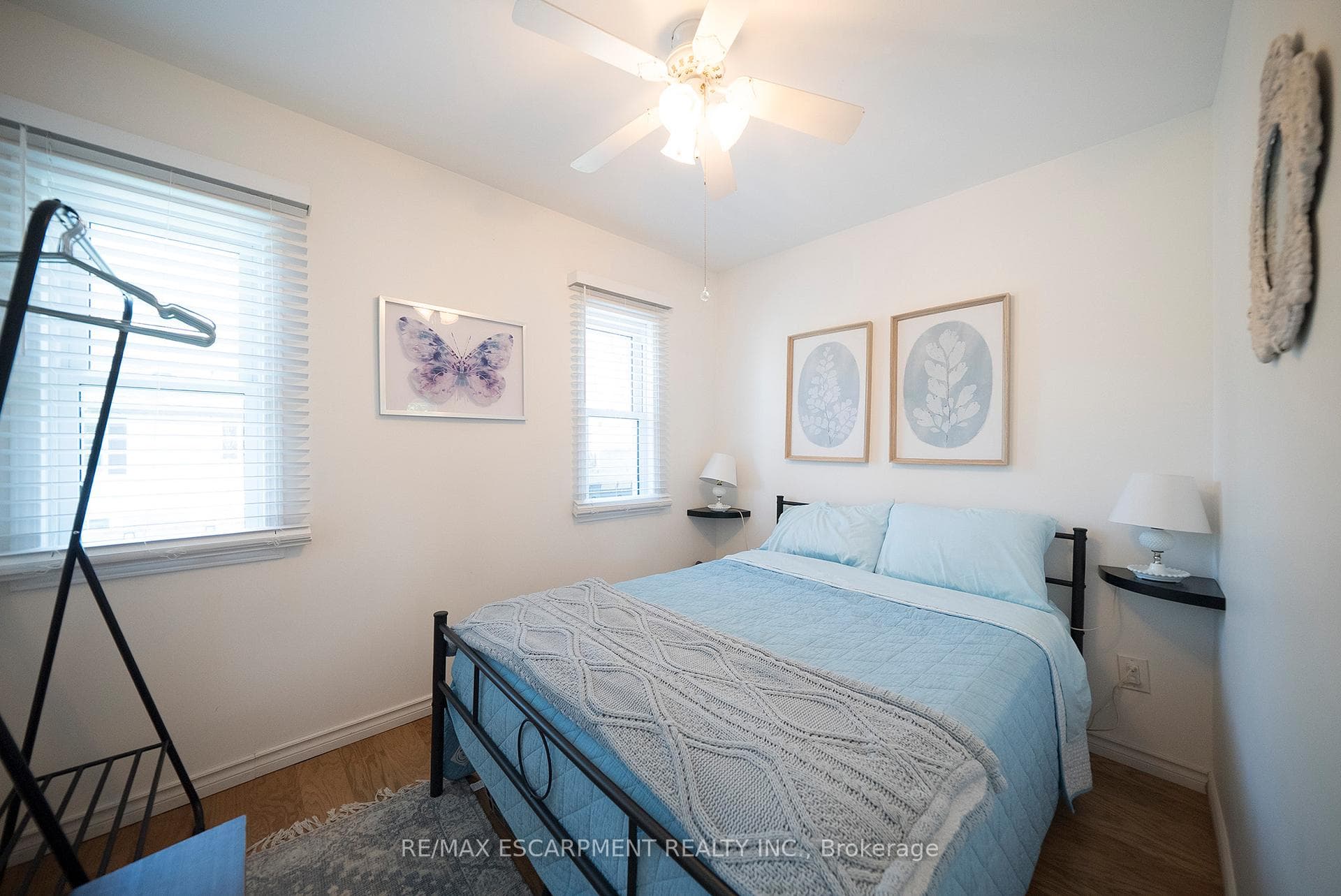 21 FERRIS Street photo 16