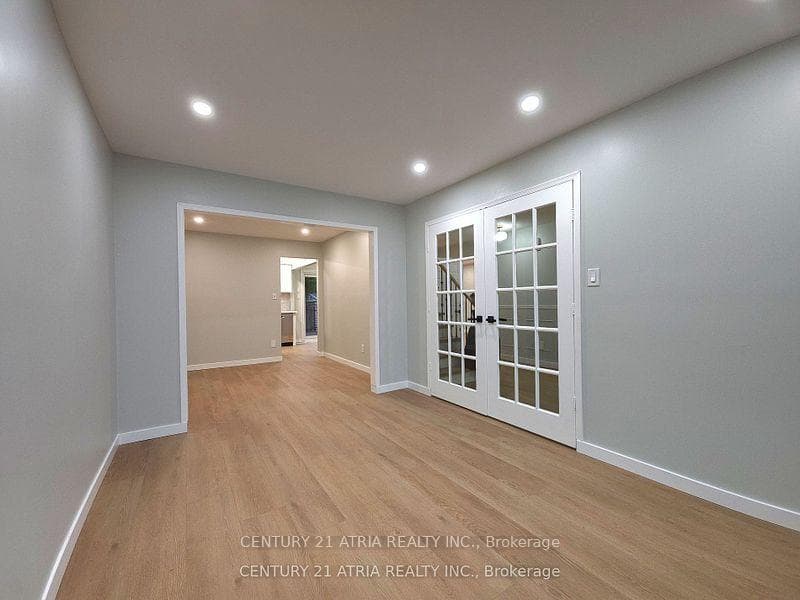 76 Carisbrooke Square photo 6
