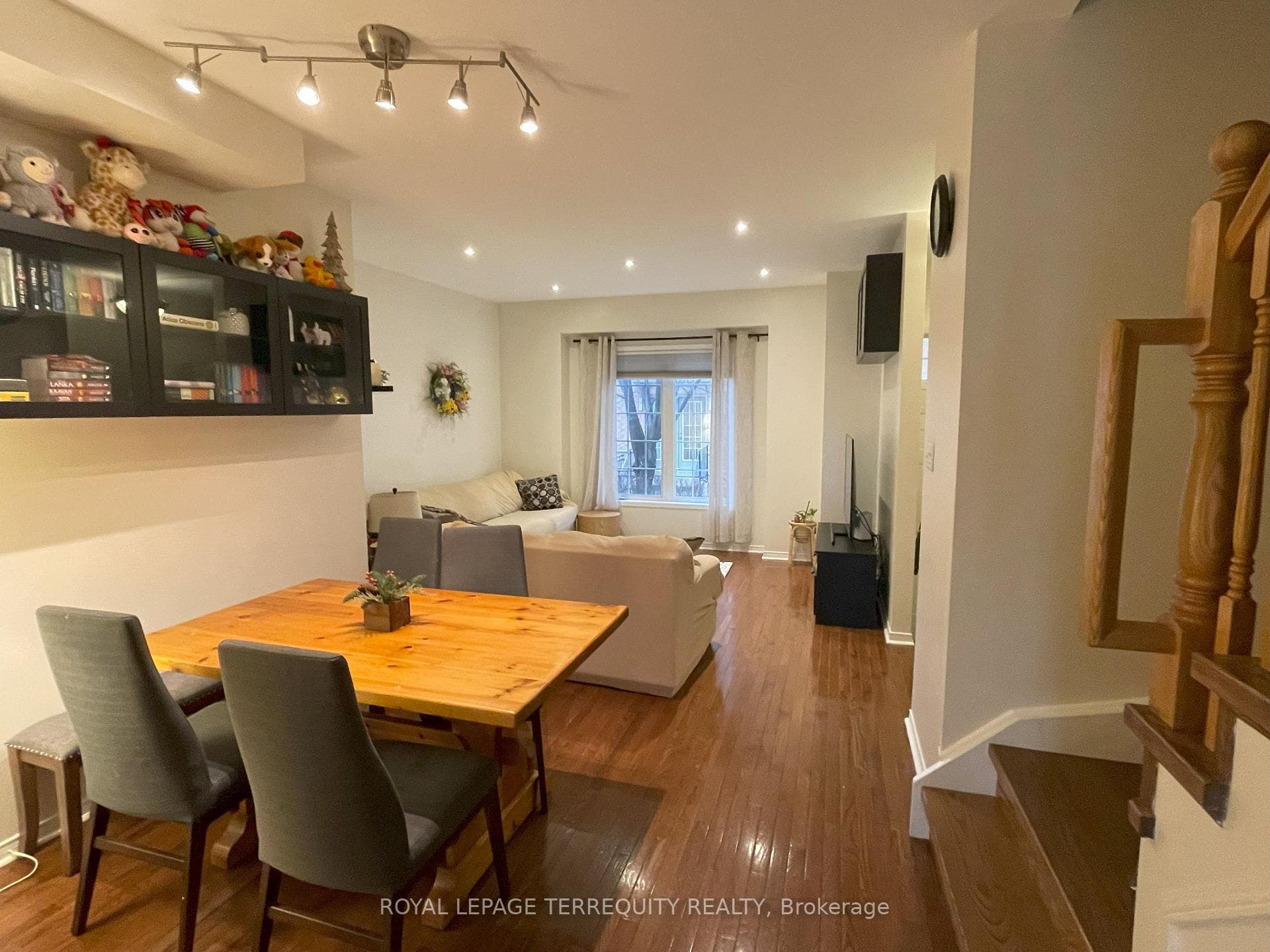 23 Observatory Lane Unit 58 photo 4
