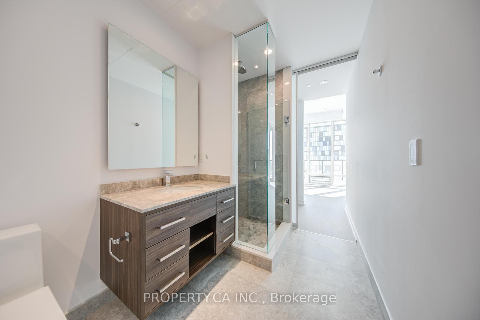 488 University Avenue Unit 2708 photo 12
