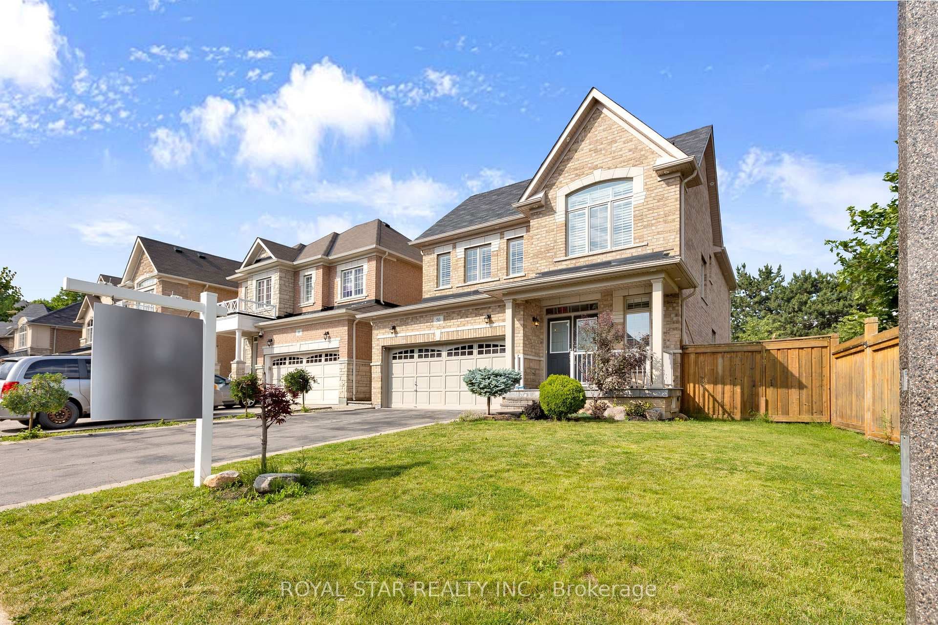 50 Brookwater Crescent photo 1