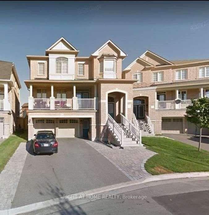17 Fahey Drive photo 1
