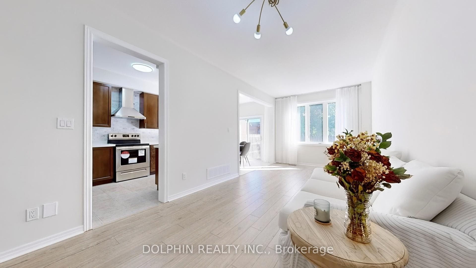 29 Westport Drive photo 6