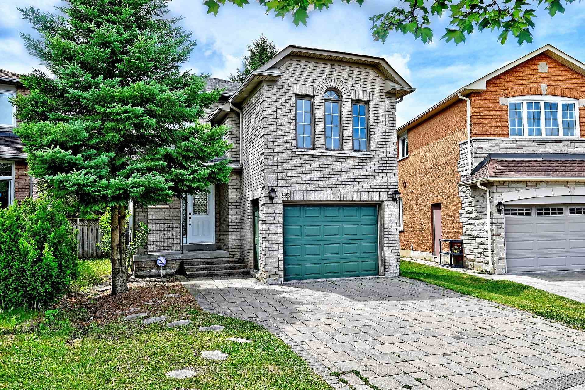 95 Alpine Crescent photo 1