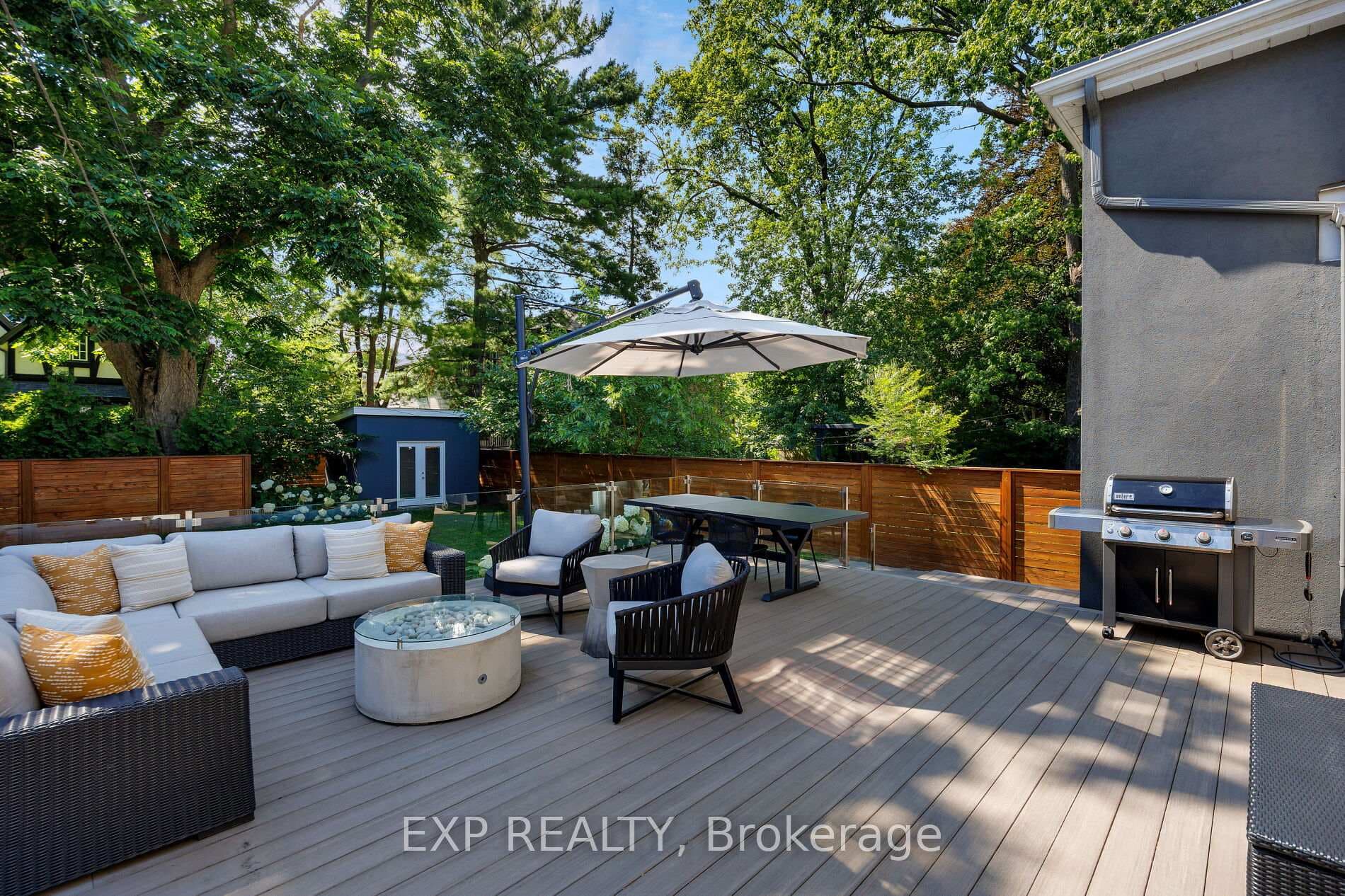 870 Royal York Road photo 23