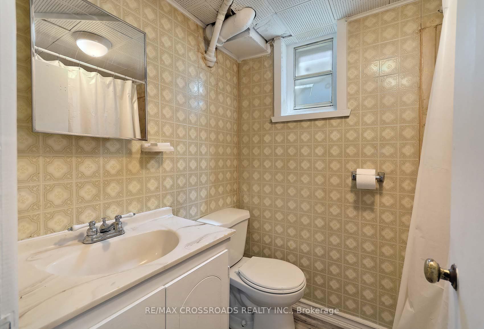 241 Ellington Drive photo 22